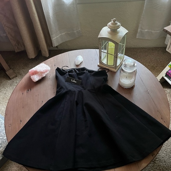 Lulu's Classic Black Dress - Picture 4 of 9